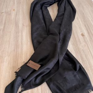 Pashmina Louis Vuitton Negra