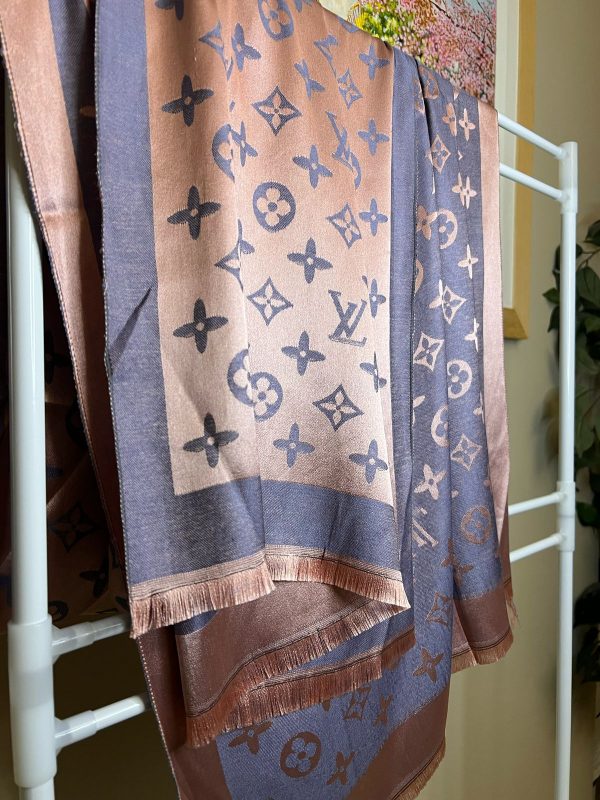 Pashmina Louis Vuitton Rosa y Gris - Imagen 2