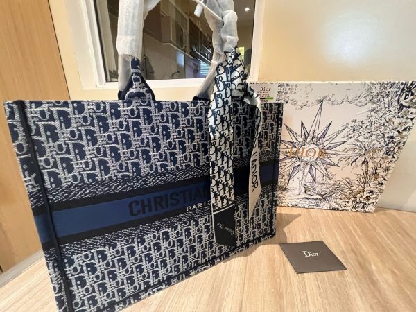 Cartera Christian Dior Book Tote - Imagen 4