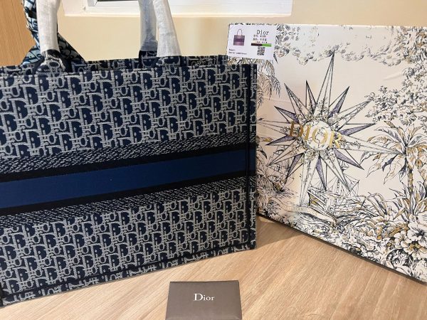 Cartera Christian Dior Book Tote - Imagen 9