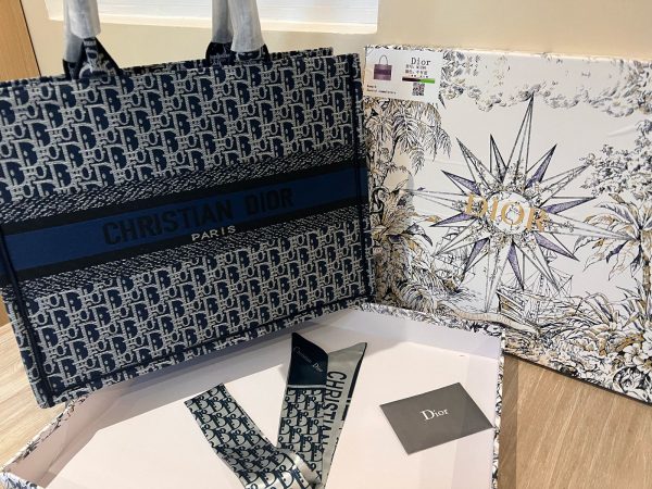Cartera Christian Dior Book Tote - Imagen 2