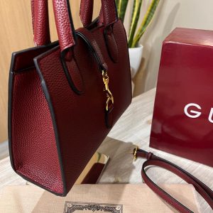 Gucci Mini Tote Cherry – Tamaño pequeño – Medidas: 23×19 cm