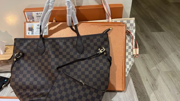 Louis Vuitton - Neverfull con cierre mediana - Imagen 4