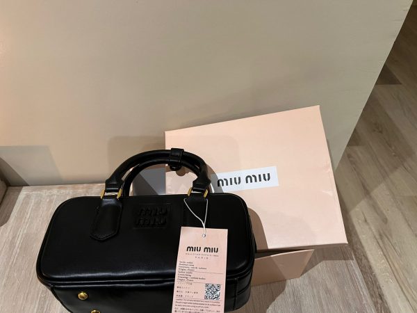 Arcadie Nappa cuero ecologico Bag - Imagen 3